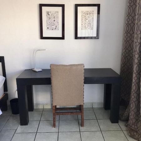 The Next Door Black And White Studio In Cabo Apartment Cabo San Lucas Exterior photo